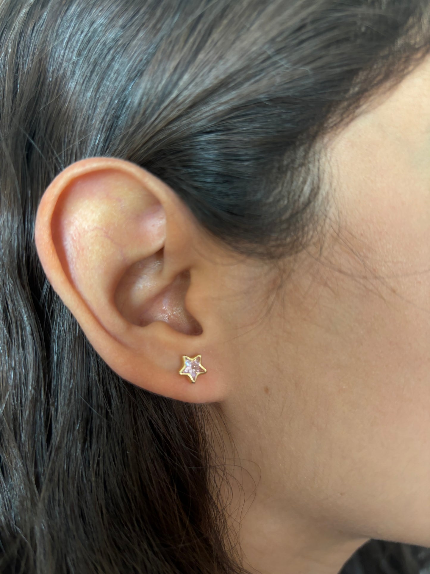 Broquel estrella zirconia 10k